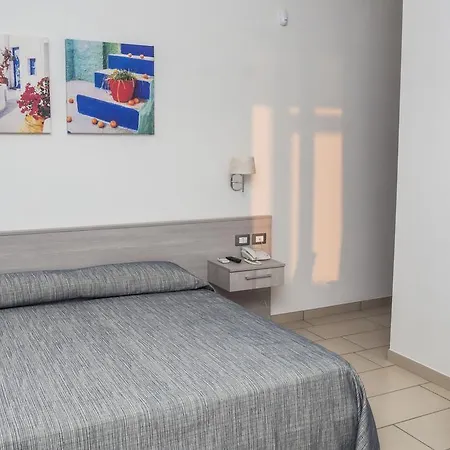 Guest house Holiday 3*